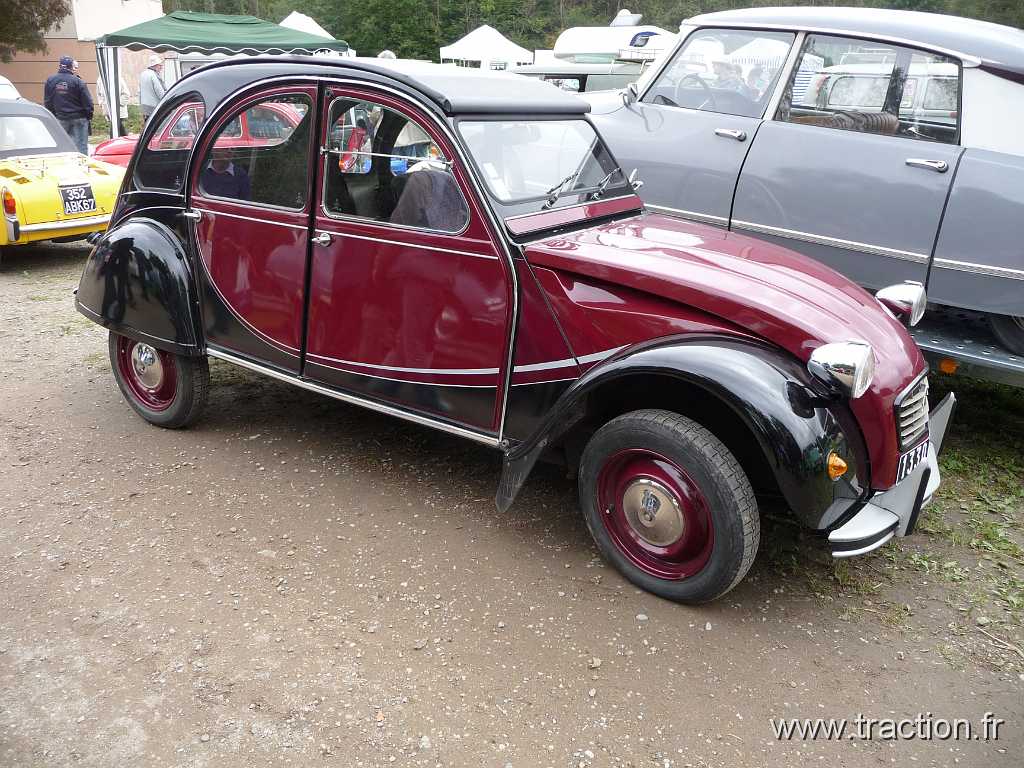 2010_Lipsheim (78).jpg - 26/09/2010 - 67640 LIPSHEIM29 me Bourse d'changeCITROèN - 2CV CharlestonImmatricule : 1330